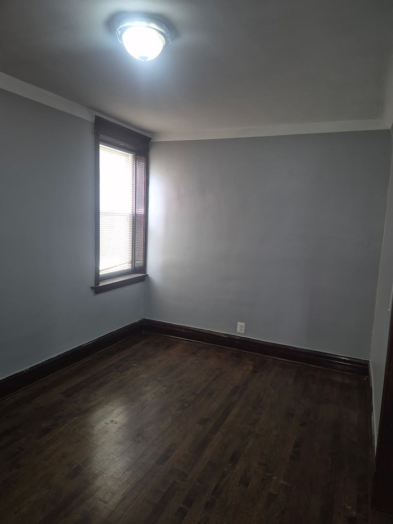 2813 S Lawndale Avenue - Photo 6