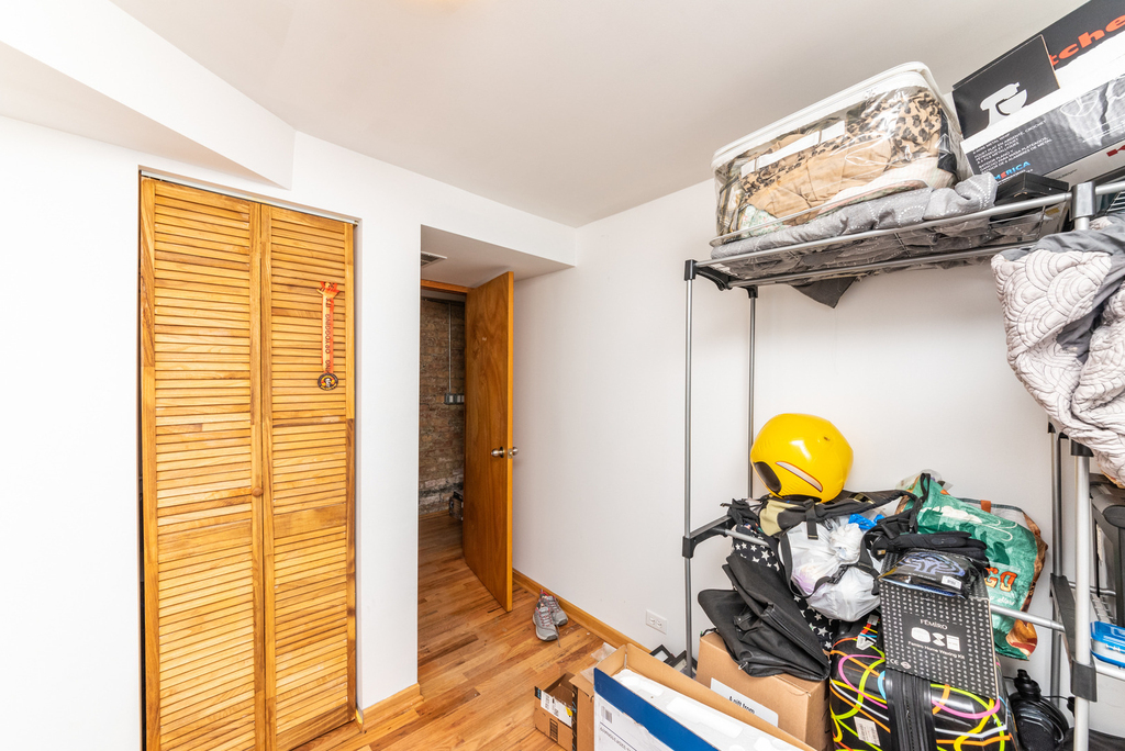 1535 W Leland Avenue - Photo 13