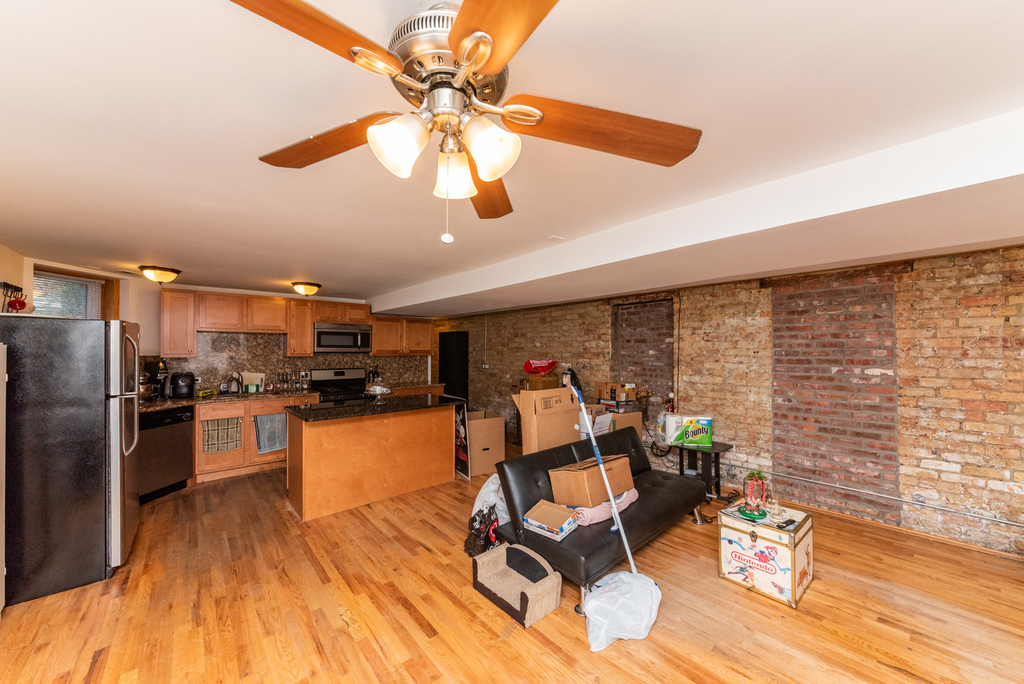 1535 W Leland Avenue - Photo 6