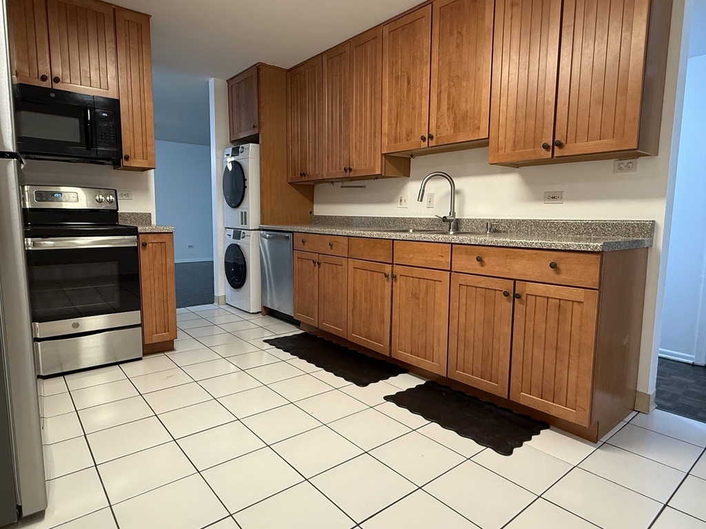 930 Beau Drive - Photo 3