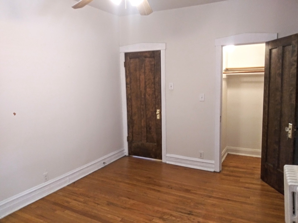709 W Cornelia Avenue - Photo 6