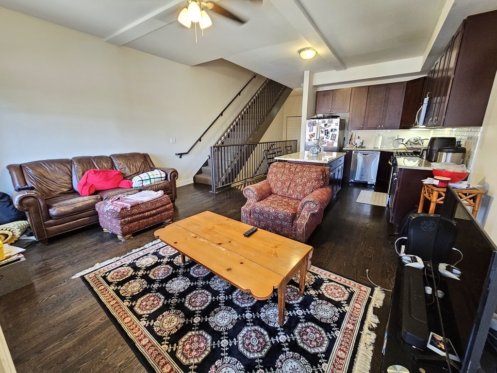 939 W Armitage Avenue - Photo 5
