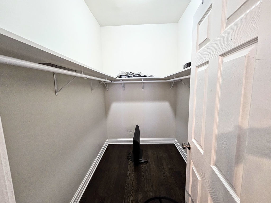 939 W Armitage Avenue - Photo 9