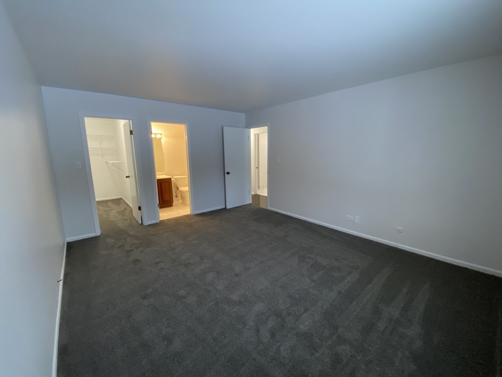 905 Knottingham Drive - Photo 11