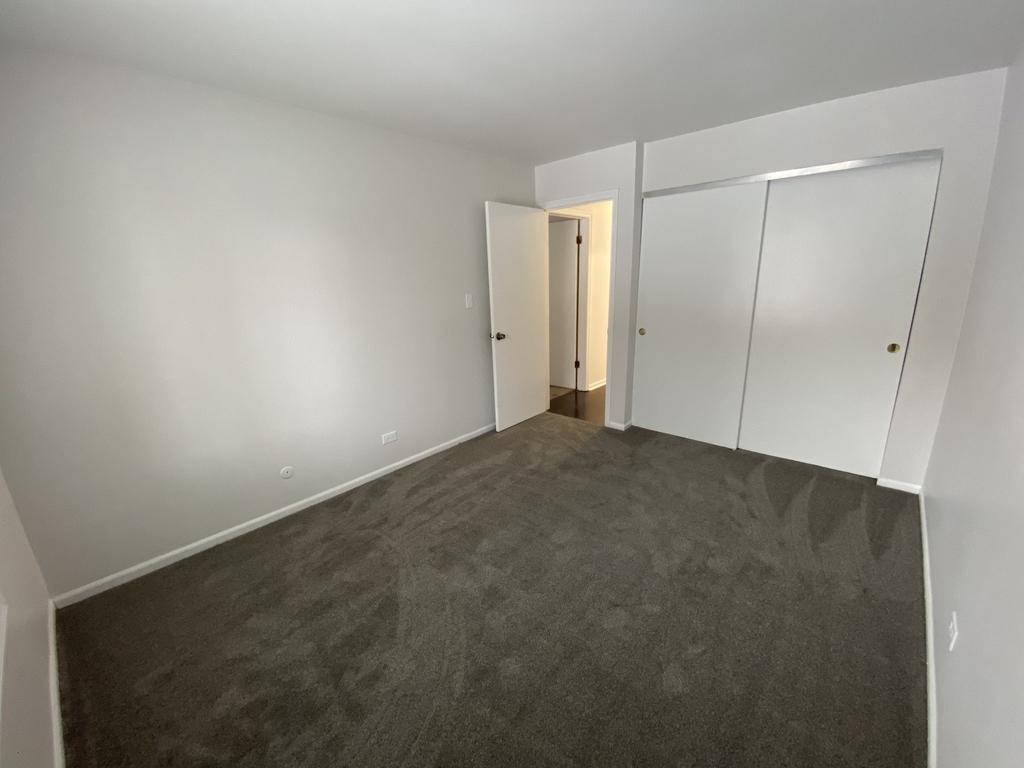 905 Knottingham Drive - Photo 14
