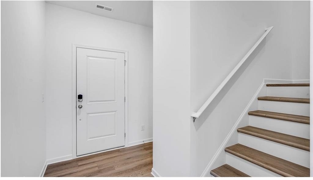 16 Gulfstream Drive - Photo 1