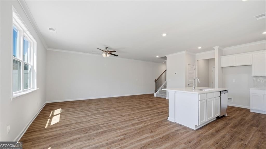 1404 Gray Branch Drive - Photo 4