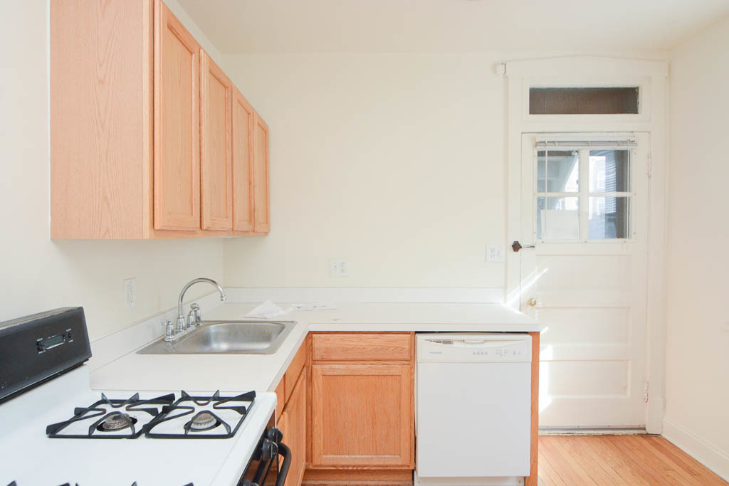 4309 N Francisco Avenue - Photo 1