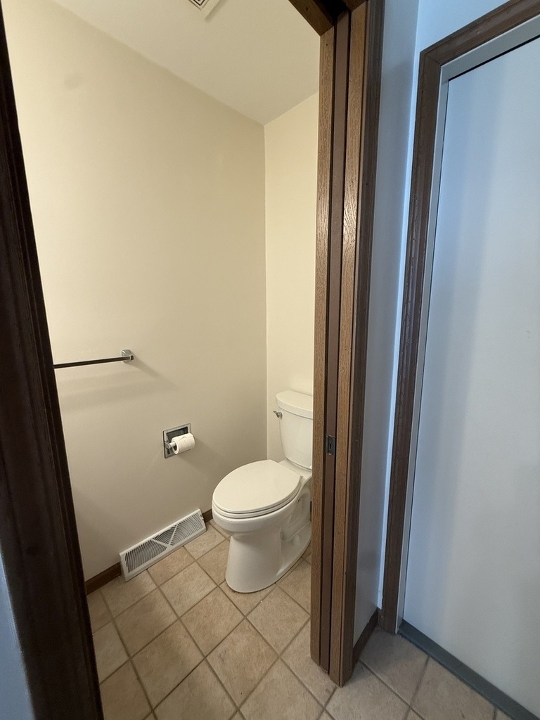 121 Spuhler Drive - Photo 8