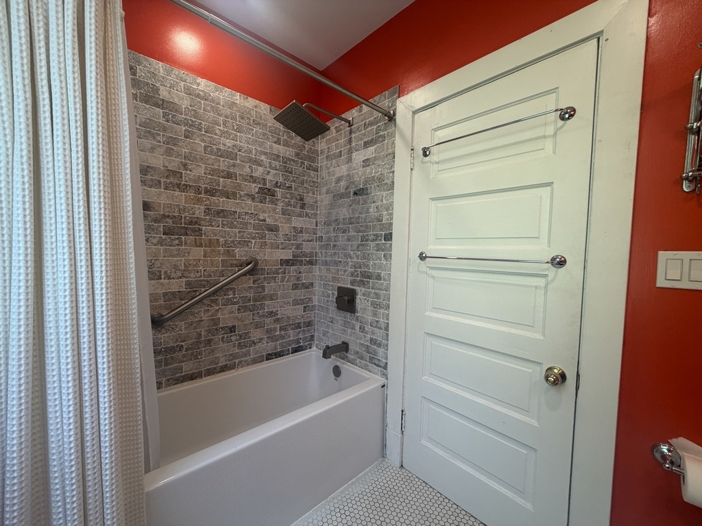 1004 Ashland Avenue - Photo 13