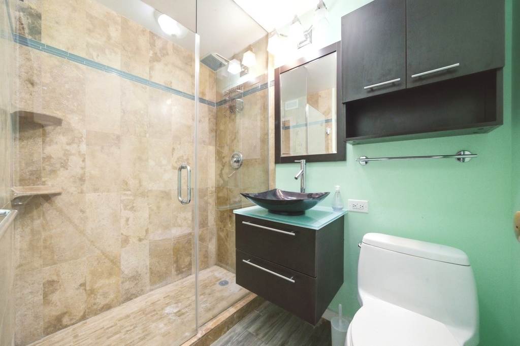 400 E Randolph Street - Photo 9
