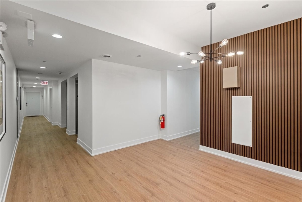 2217 W Madison Street - Photo 13
