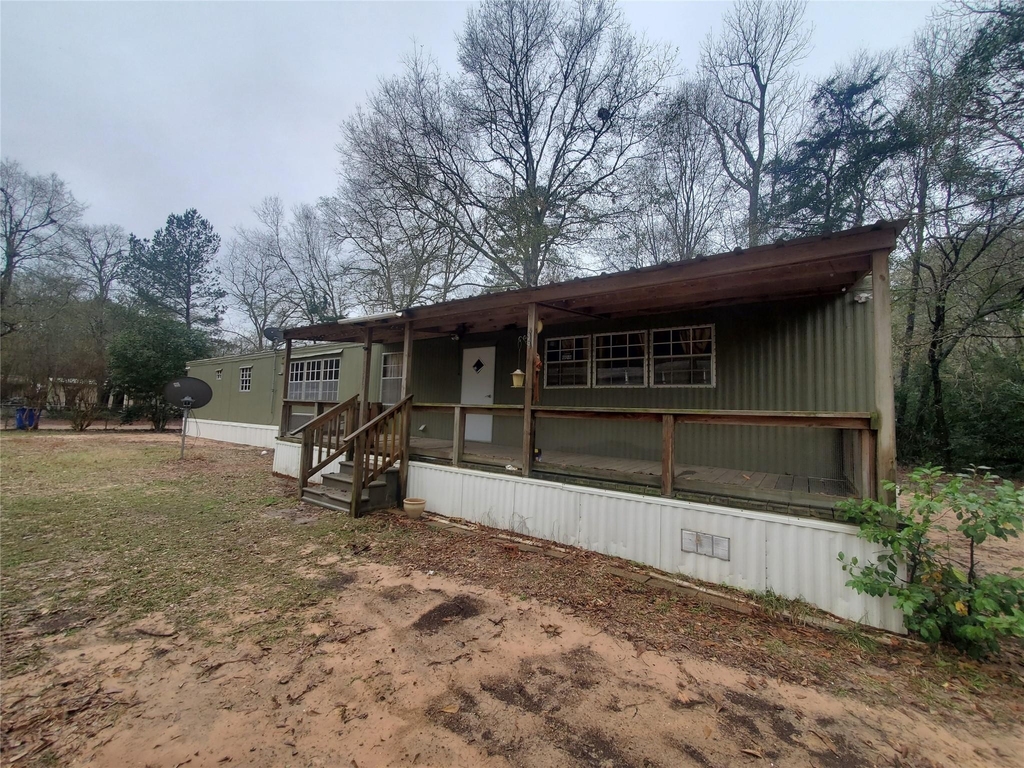 18379 Thomas Street - Photo 0