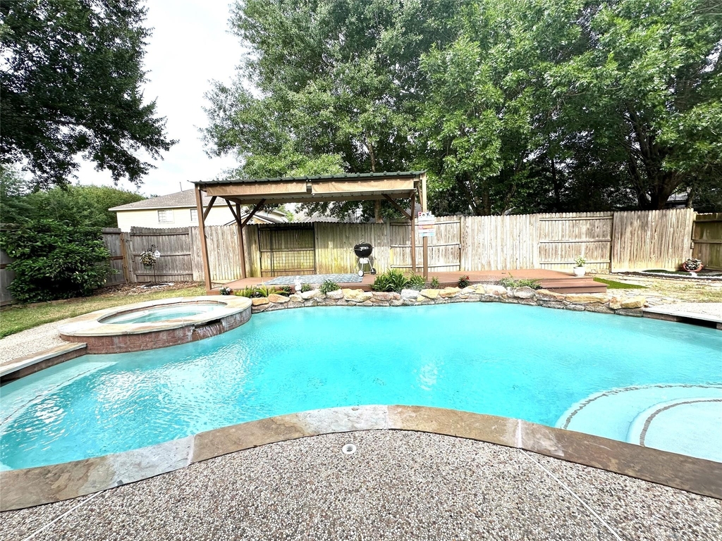 24914 Aughton Court - Photo 13