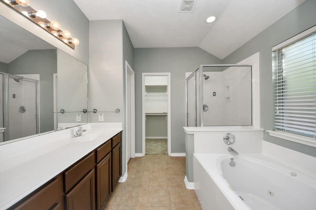 24822 Diamond Run Court - Photo 18