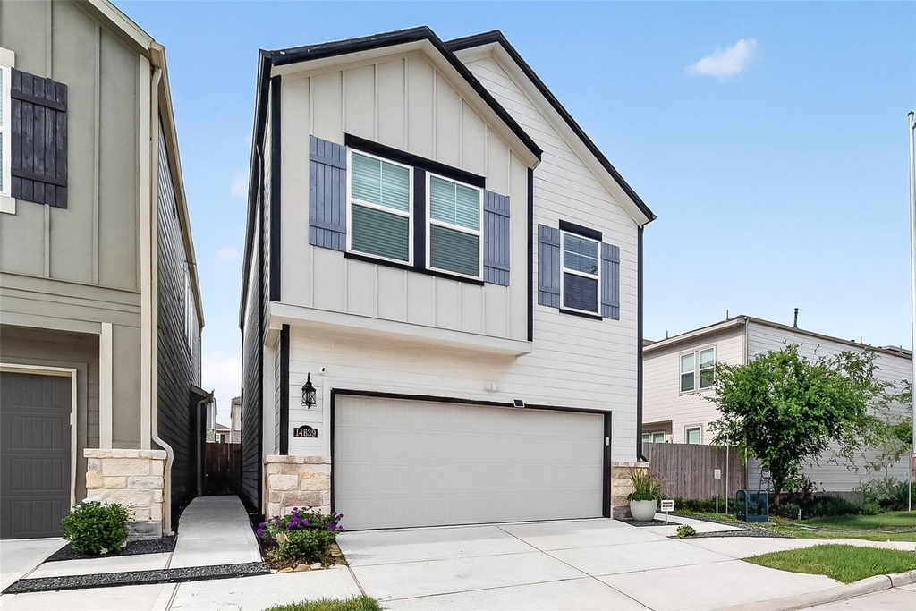 14839 Slow River Ave - Photo 1