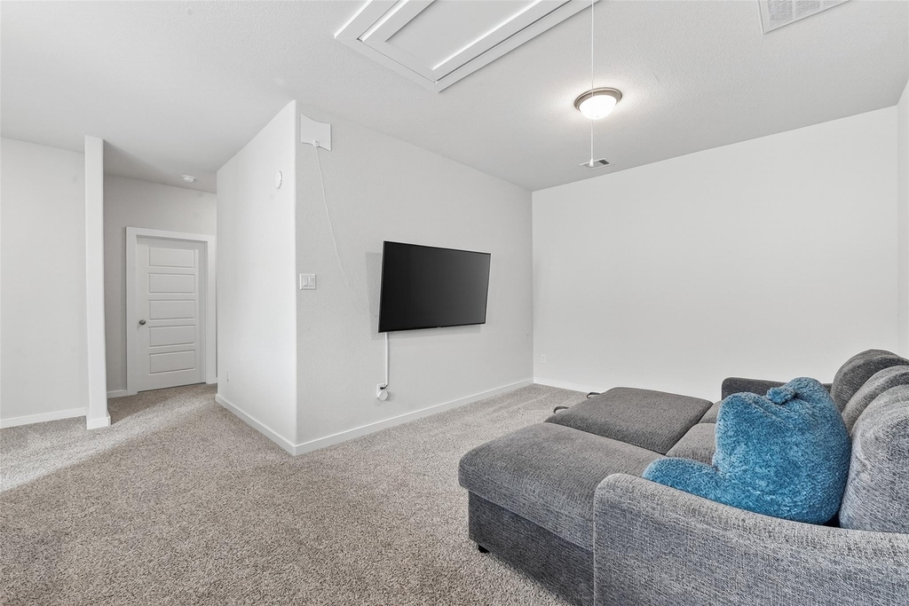 14839 Slow River Ave - Photo 24