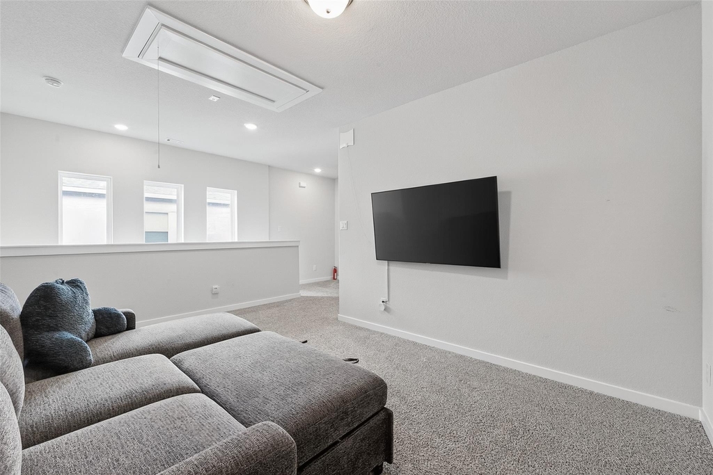 14839 Slow River Ave - Photo 25