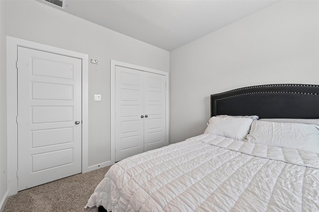 14839 Slow River Ave - Photo 28