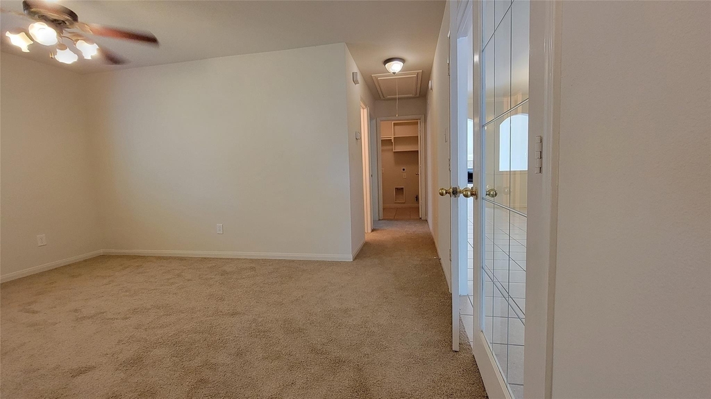 4822 Bonny Loch Lane - Photo 5