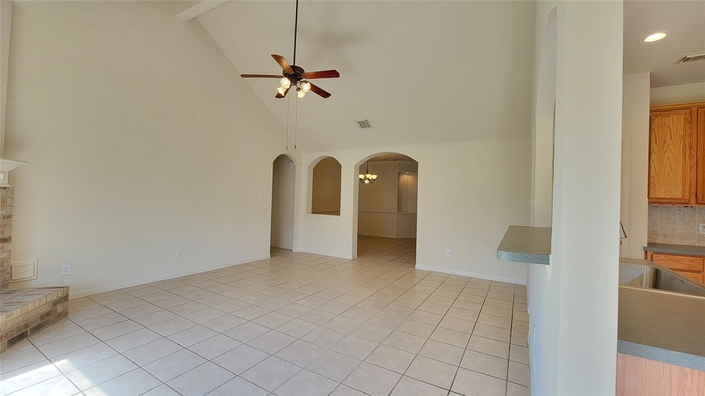 4822 Bonny Loch Lane - Photo 7