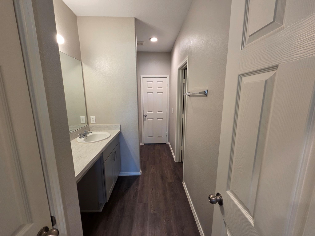 20714 Southern Woods Drive - Photo 21