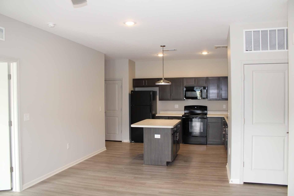 10001 Oak Bridge Cir - Photo 7