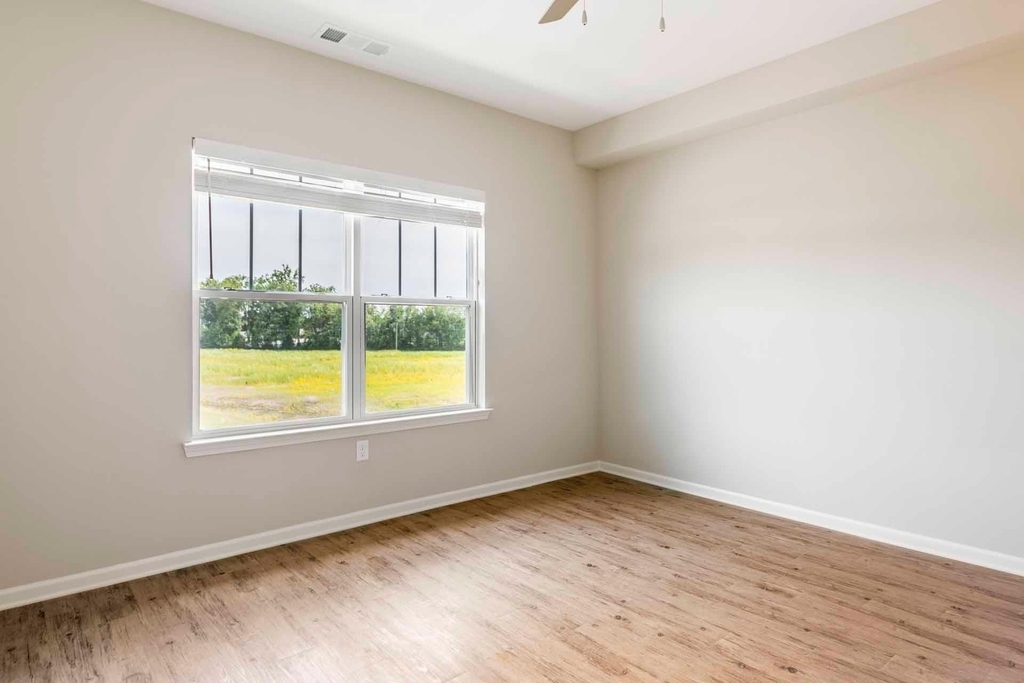 10001 Oak Bridge Cir - Photo 12