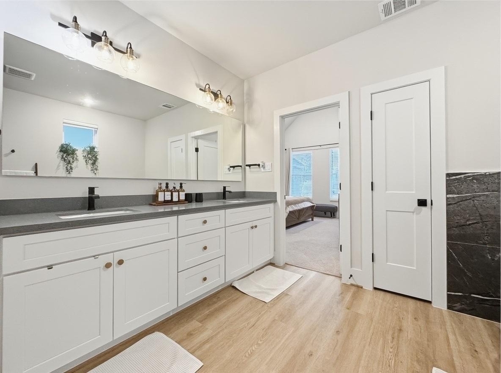 5632 Bertellis Lane - Photo 14