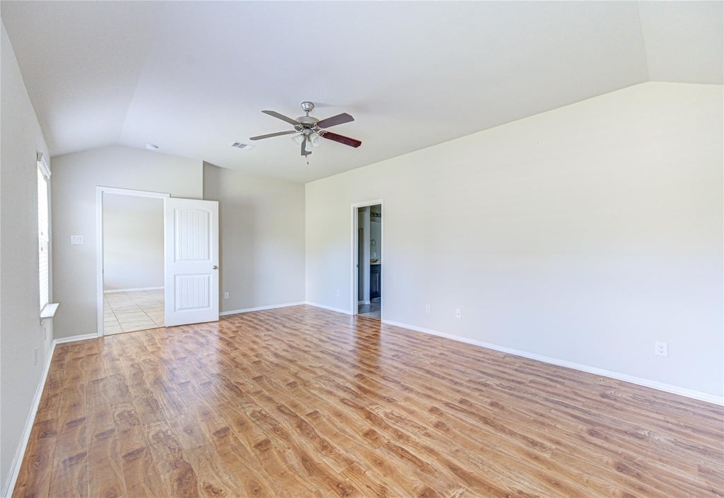 29222 Dunns Creek Court - Photo 15