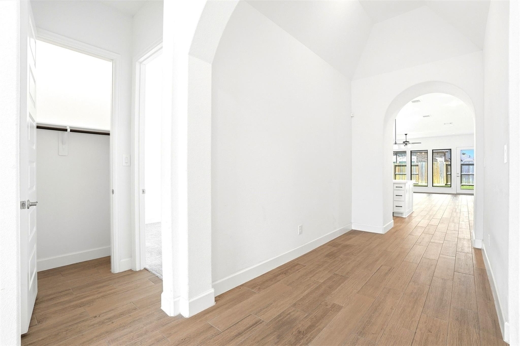 2202 Mallow Lane - Photo 5