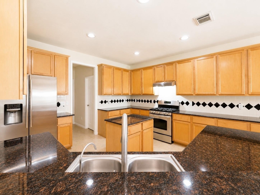 1815 Granite Field Lane - Photo 14