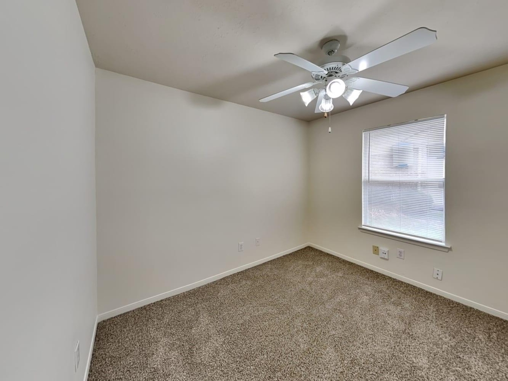15911 Imperial Forest Lane - Photo 2
