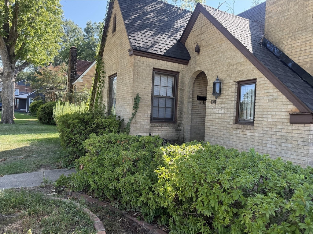 1317 Sneed Drive - Photo 1