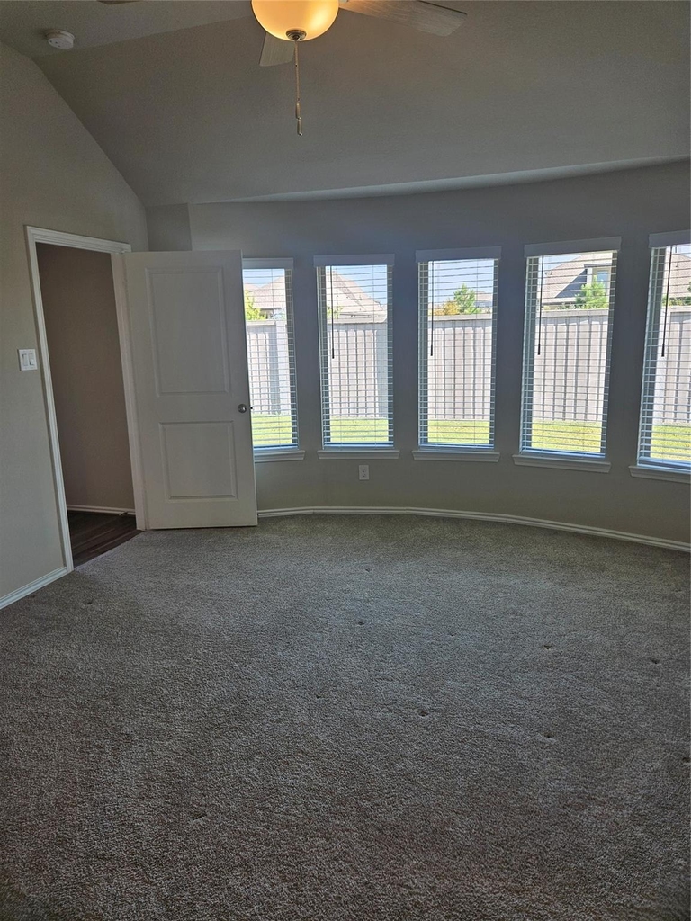 21131 Armstrong County Drive - Photo 18