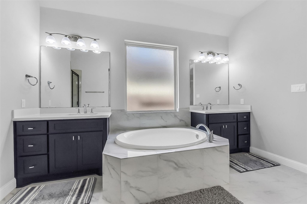 11927 Carillon Forest Drive - Photo 22