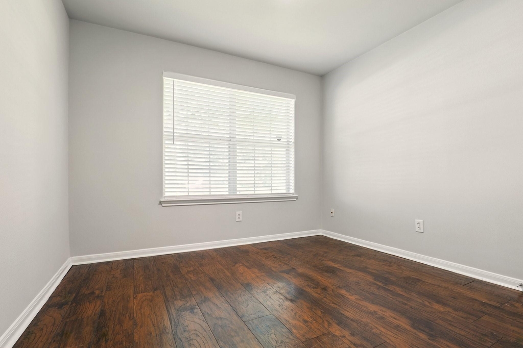 4006 Enclave Mist Lane - Photo 18