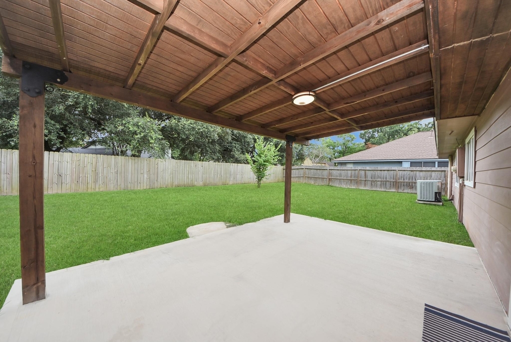 15739 Oak Mountain Dr - Photo 34
