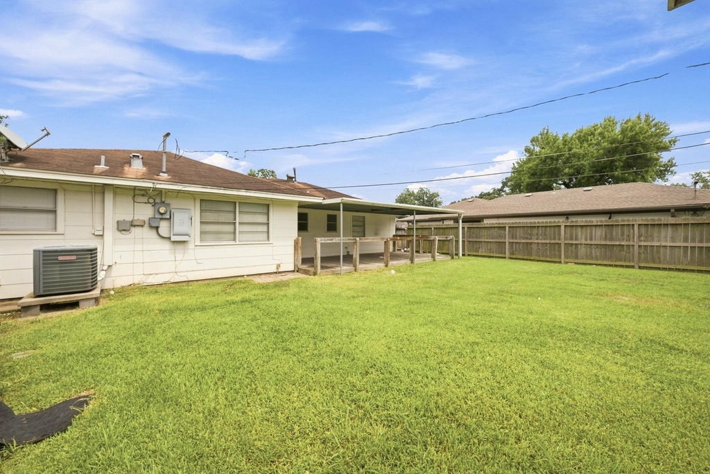 914 Martha Street - Photo 26