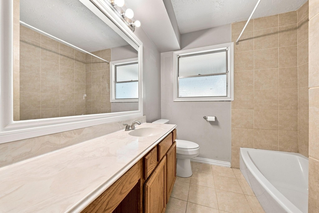 914 Martha Street - Photo 24