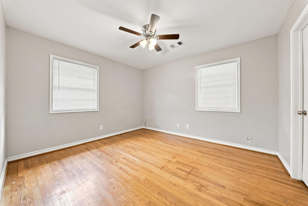 914 Martha Street - Photo 21