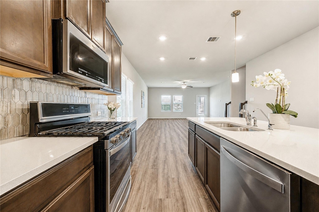 1218 Glendora Drive - Photo 9