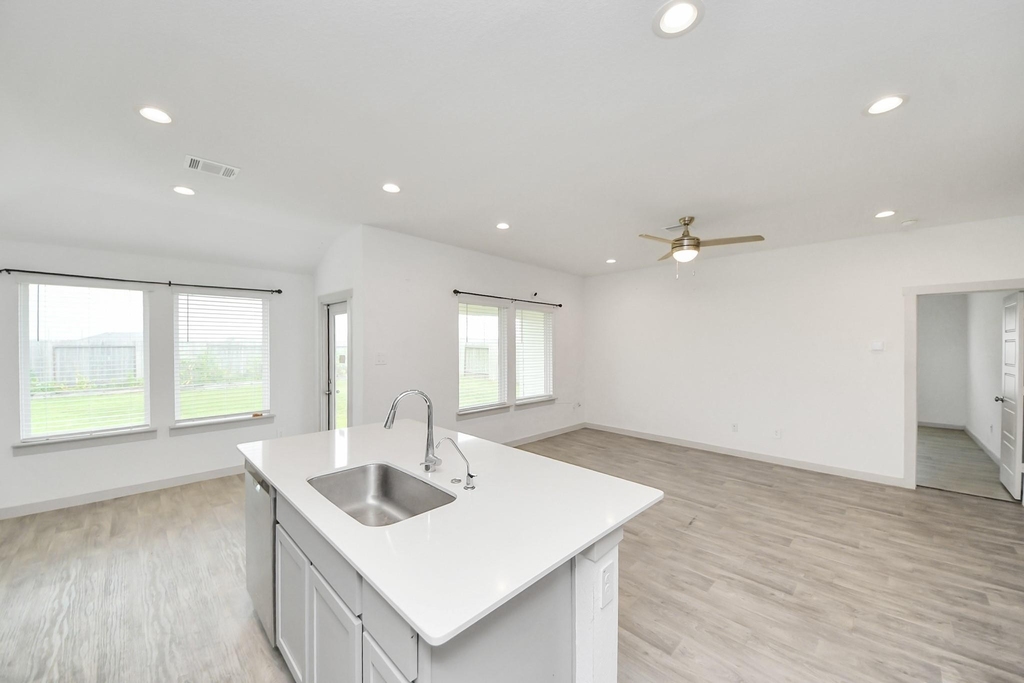 7923 Cattleman Valley Drive - Photo 14