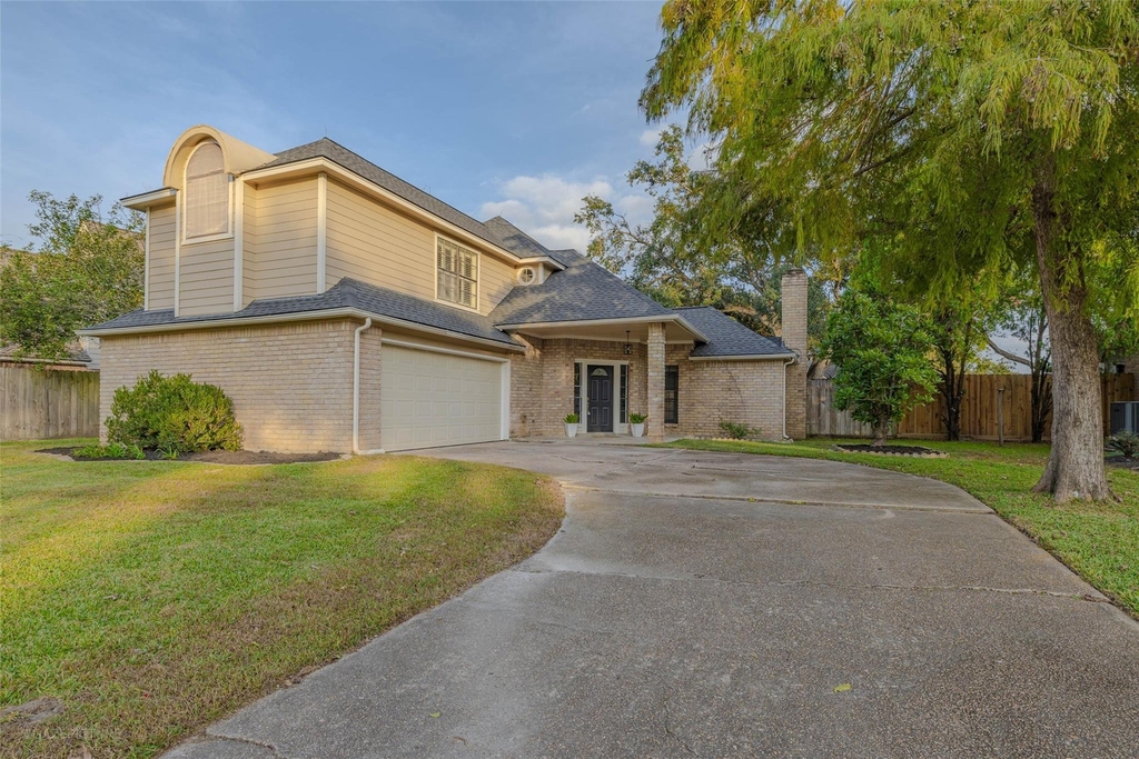 9810 Jockey Club Drive - Photo 0