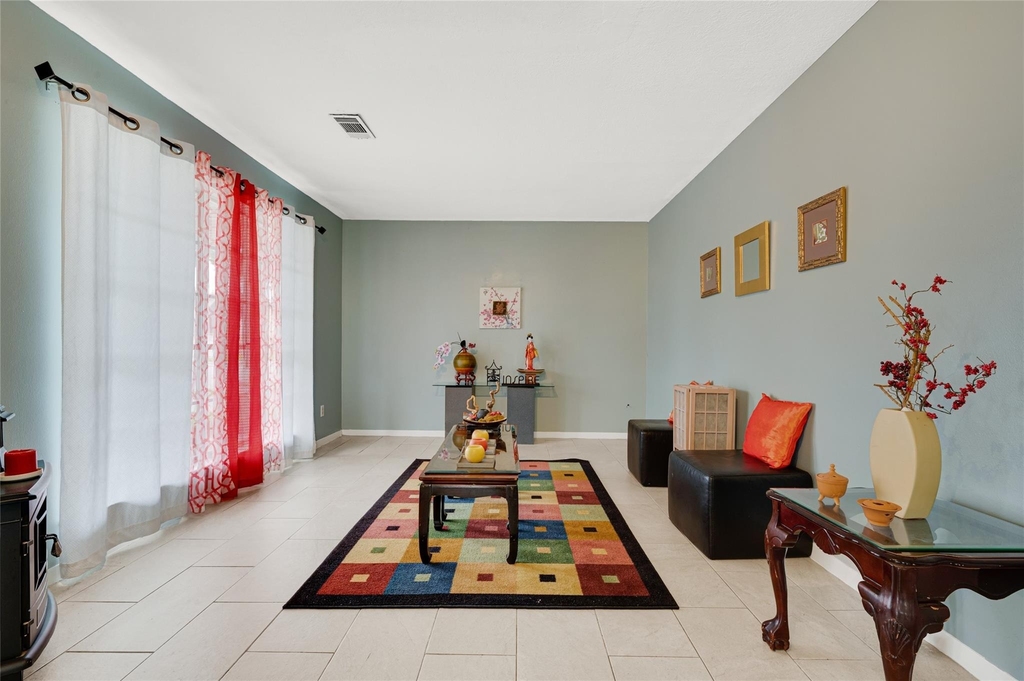 11826 Oceanview Street - Photo 3