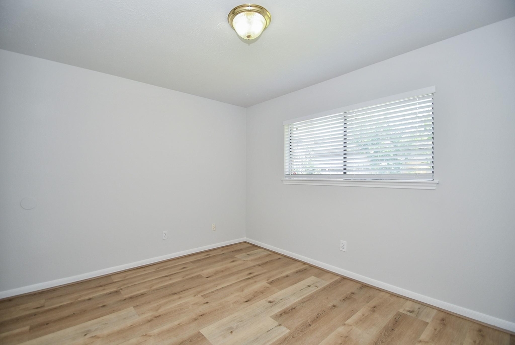 3107 Barnhill - Photo 21