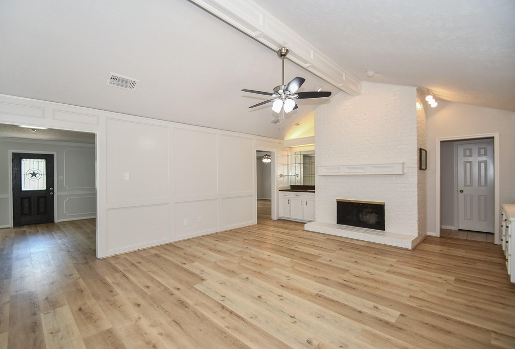 3107 Barnhill - Photo 6
