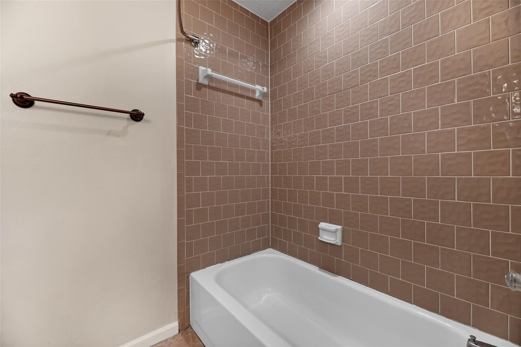 15 Tulip Hill Court - Photo 16