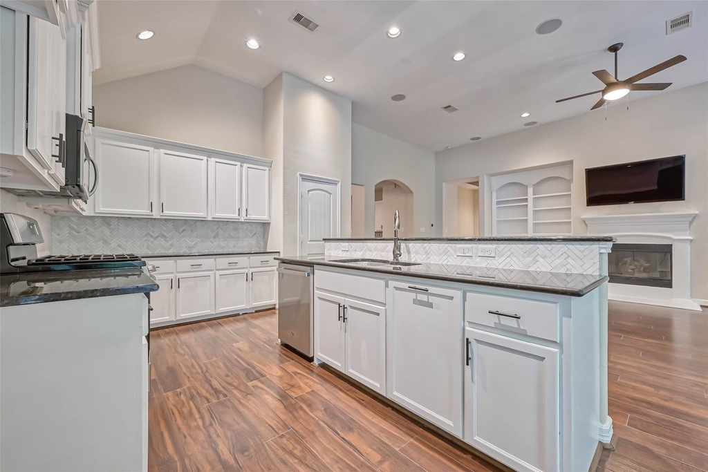150 W Heritage Mill Circle - Photo 11