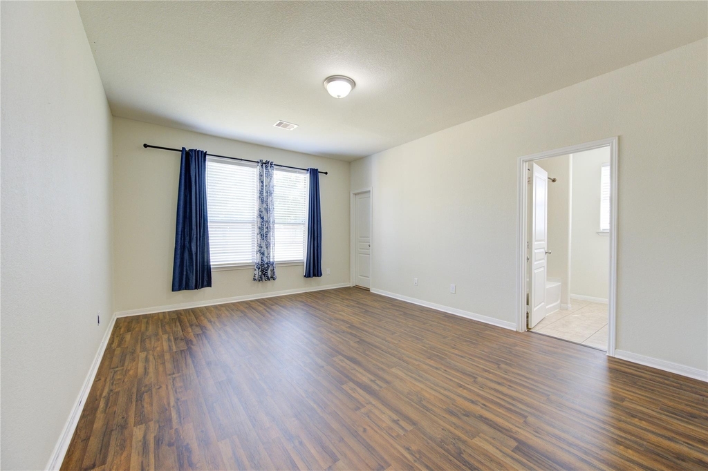 5318 Hickory Harvest Drive - Photo 33